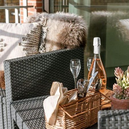 Huswell - Charming Studio With Terrace Nearby The Beach Apartamento Middelkerke Exterior foto