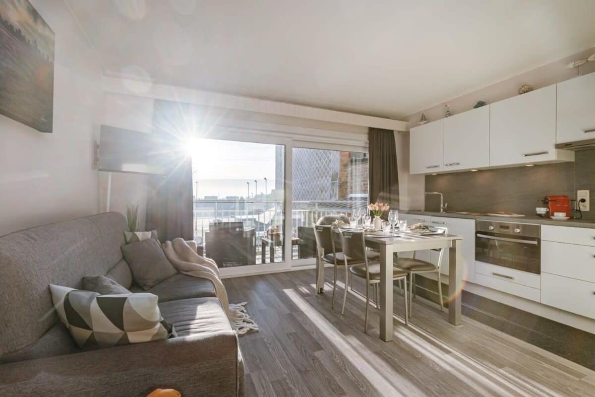 Huswell - Charming Studio With Terrace Nearby The Beach Apartamento Middelkerke Exterior foto