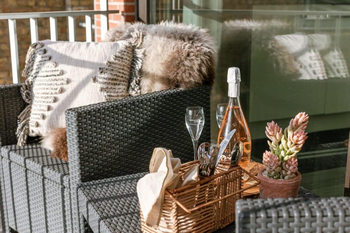 Huswell - Charming Studio With Terrace Nearby The Beach Apartamento Middelkerke Exterior foto